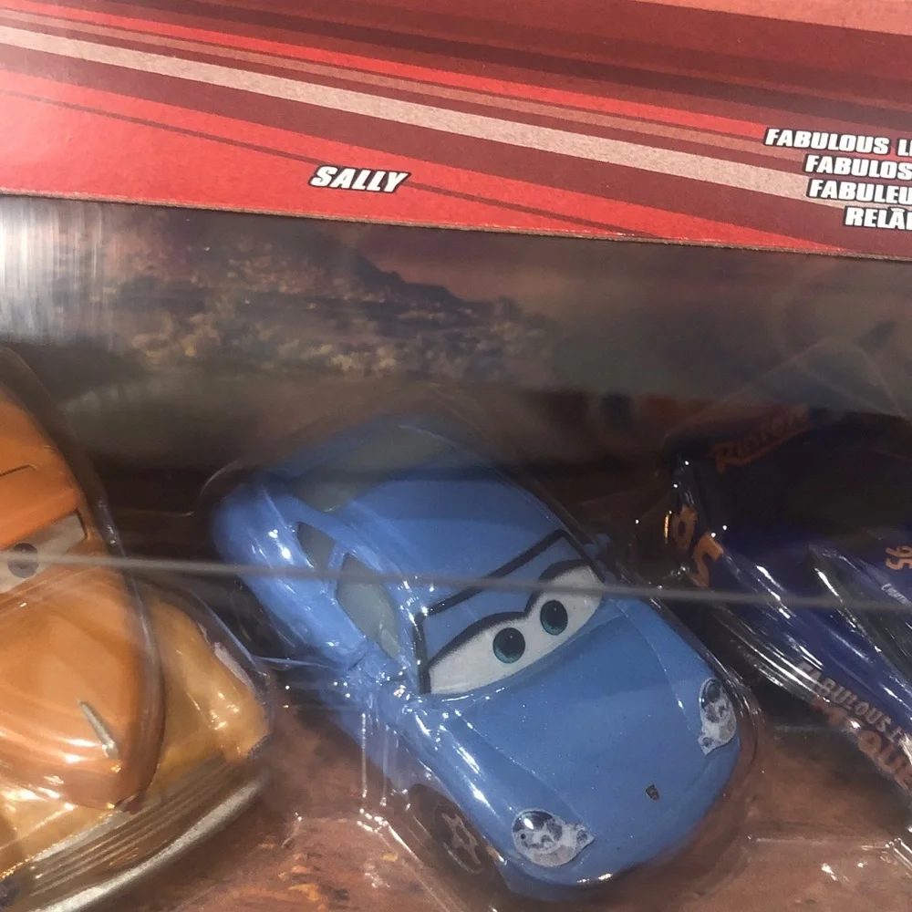 Pixar set die